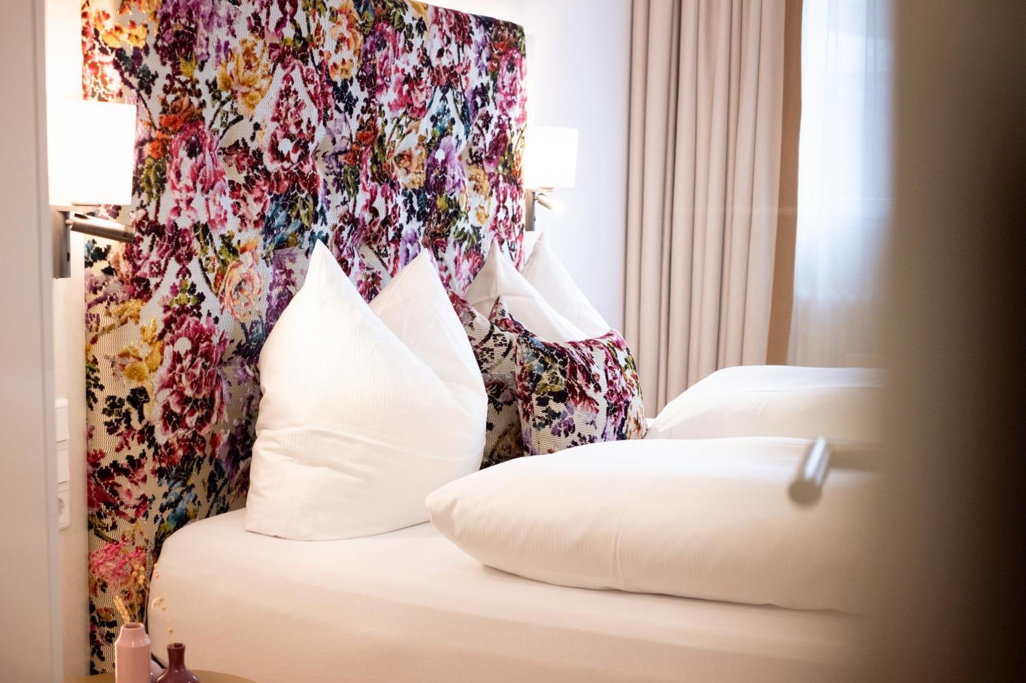 Hotel Menge "An Der Schlacht" Arnsberg Zewnętrze zdjęcie